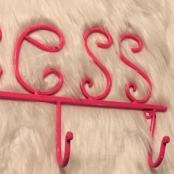 Pink Princess 5 Hook Hanger - Picture 5 of 12